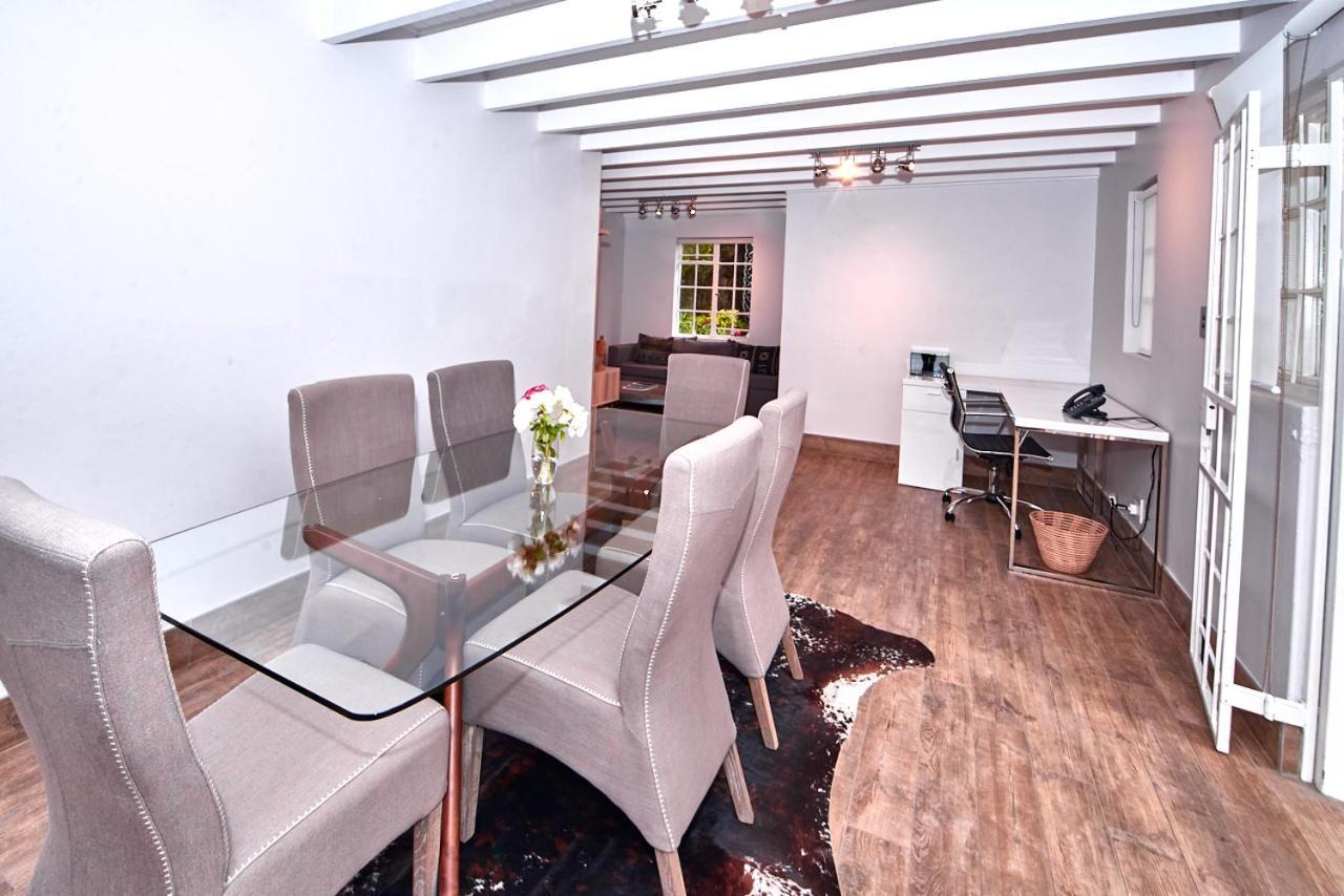 Sandton Country Manor Johannesburg Ngoại thất bức ảnh
